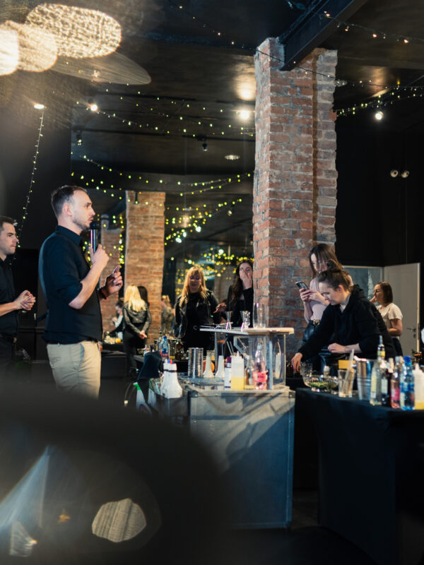 085149D4-CA6A-4A3D-A589-4F57178D6EF4